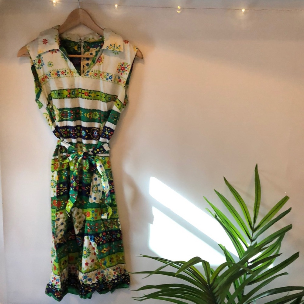 Vibrant vintage floral shift dress